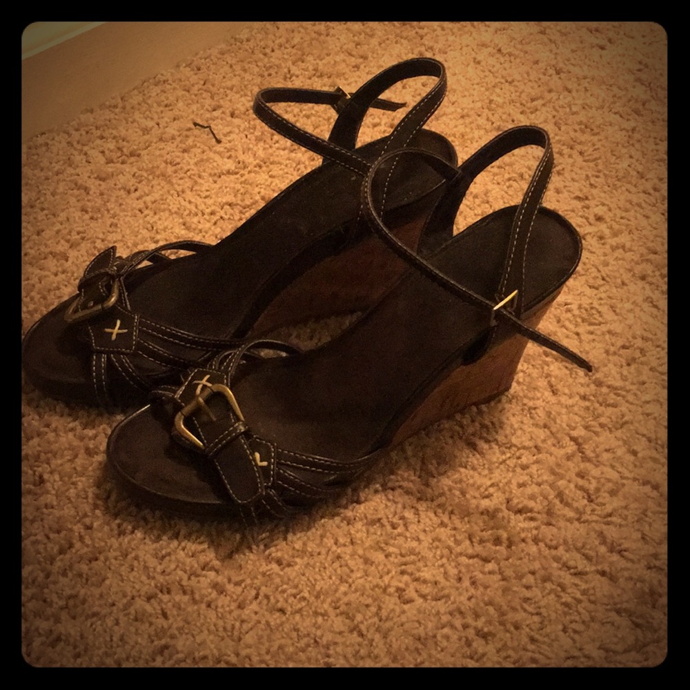Wedge heel brown sandals
